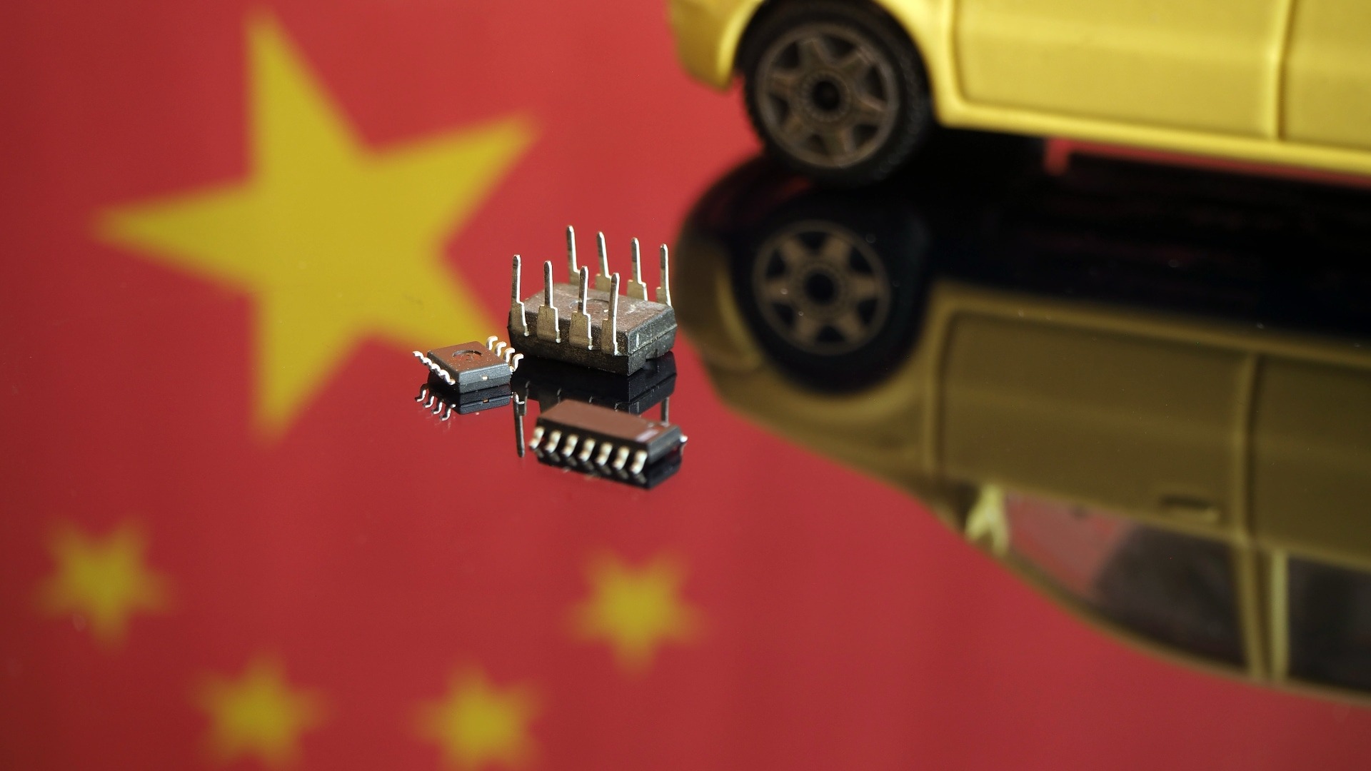 La nostra prospettiva: la dipendenza dell'industria automobilistica americana dai componenti hardware cinesi